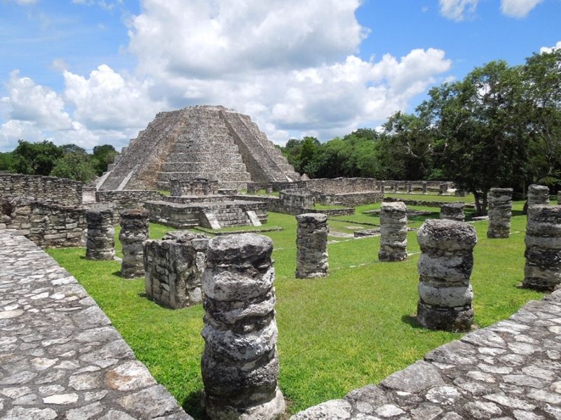 Mayapan archaeological zone - Historic places in Yucatán that you can visit